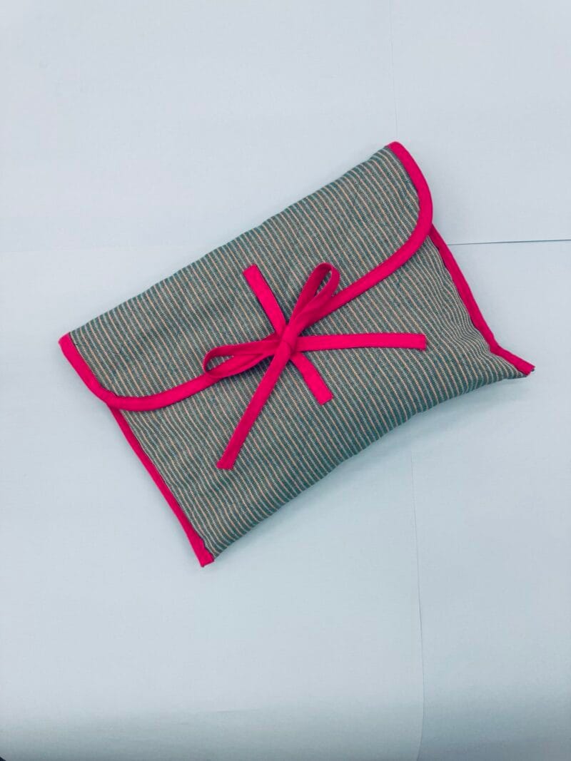 Folded laptop / book case - Image 10